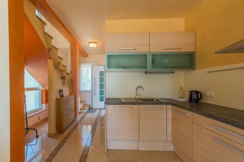 Apartamento Sea View Residence Lovre?ica