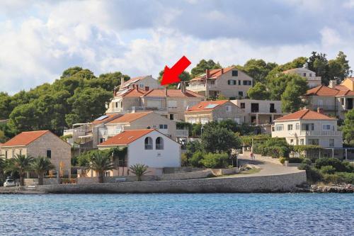 Hostal Triple Room Lumbarda 9305a