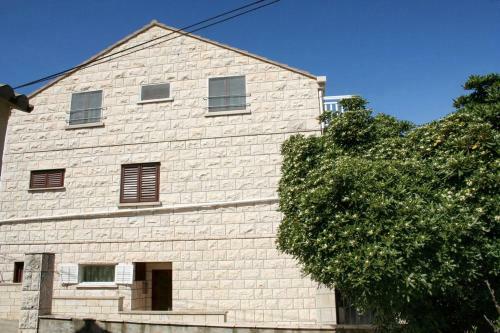 Apartment Lumbarda 4445b