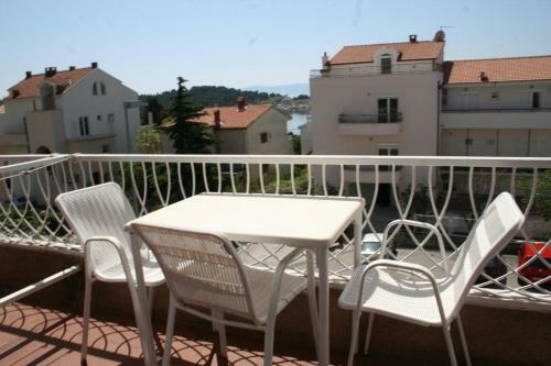 Hostal Triple Room Makarska 9038a