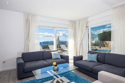 Villa Ctvb111/new And Modern Semi-detached House With Private Pool