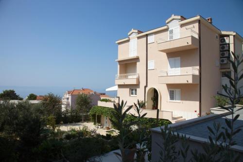 Apartment Makarska (150-1)