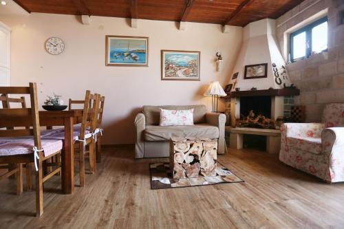 Villa Ctma136/ Old Dalmatian House With Private Pool