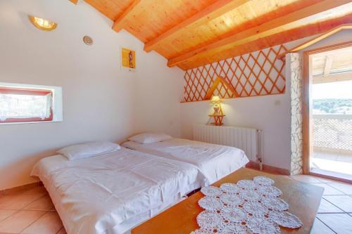 Apartment Mali Losinj 15050a