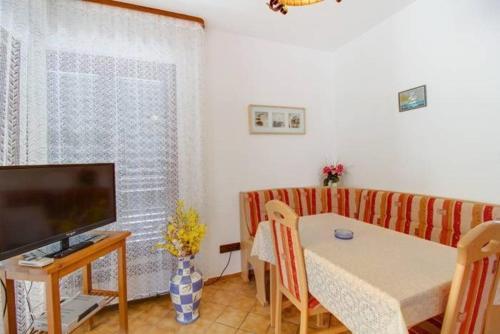Apartments In Mali Losinj 14848