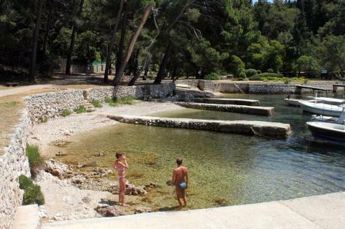Apartment Mali Losinj 2486a