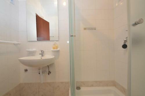 Apartment Mali Losinj 14844a