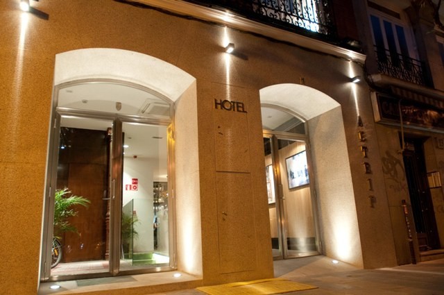 Artrip Hotel