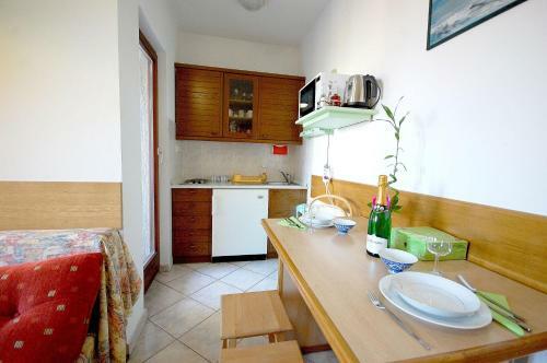 Apartments Ilijic