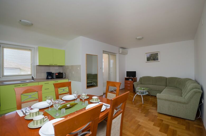Apartments Dunja