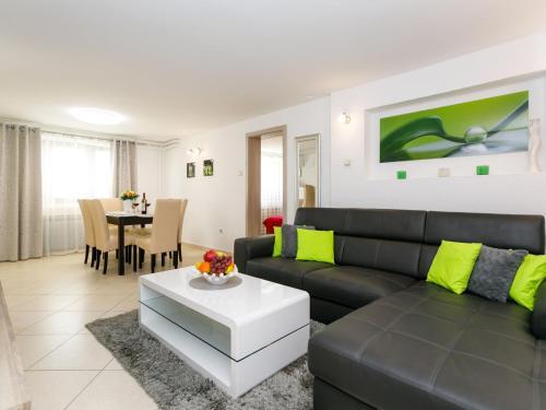 Apartment Tomislav
