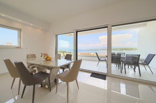 Apartments Hill Lux