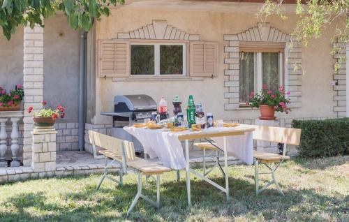 House Rafe 1428