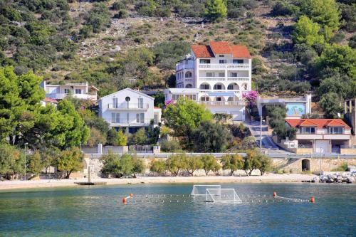 Apartments By The Sea Marina (Trogir) - 9035