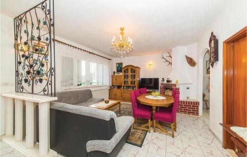 Two-bedroom Apartment In Marina