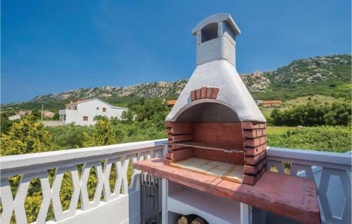 Four-bedroom Apartment In Draga Bascanska
