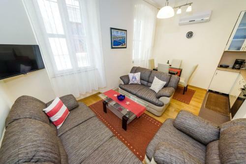Abc Apartment