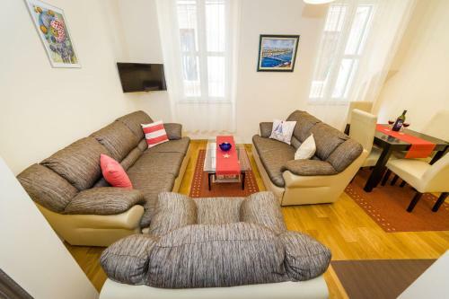 Abc Apartment