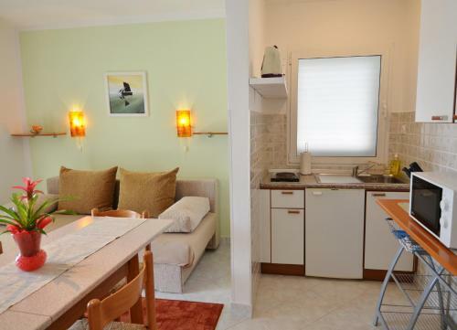 Hostal Apartments & Rooms Petra