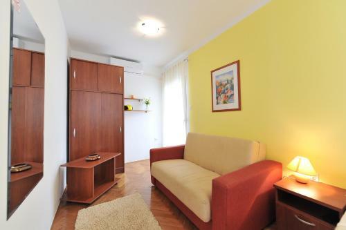 Hostal Apartments & Rooms Petra