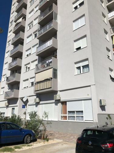 Apartments Mikuli?