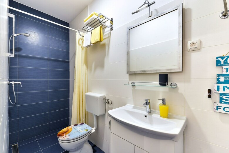 Hostal Lanterna Rooms