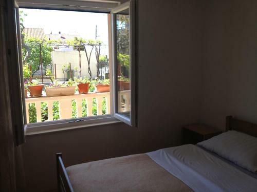 Hostal Guest House Cvita