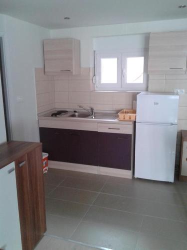 Apartments By The Sea Zadar - 11507