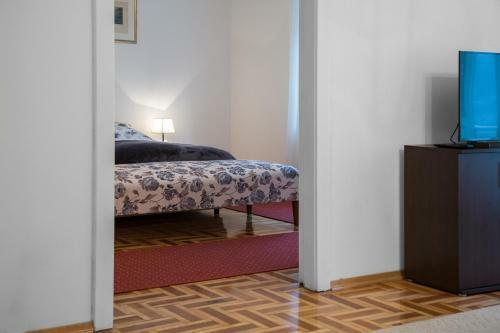 Apartment 6 Bed For You