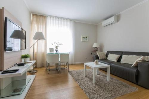 Apartment Zagreb 14675b