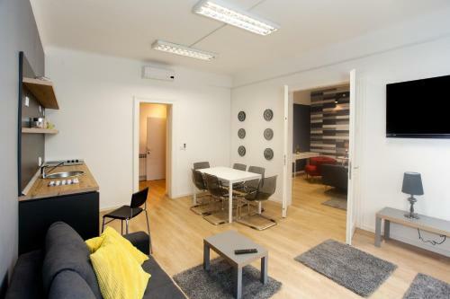 Apartments Topcentar 2