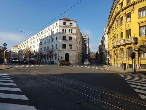 Palace Apartments By Zgrent
