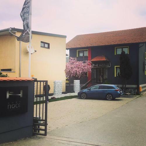 Hostal Guesthouse Noce