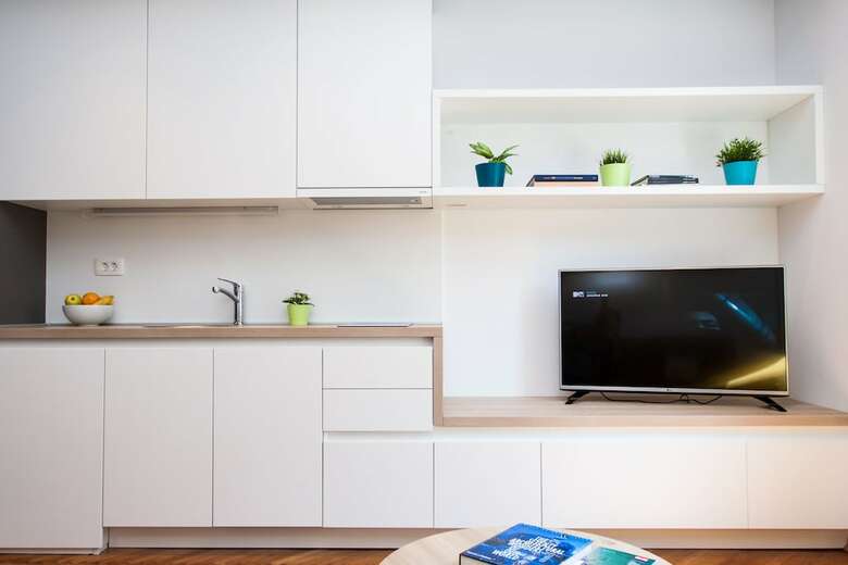 Loox Serviced Apartments Hatzova