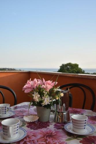 Anita's Terrace Apartment