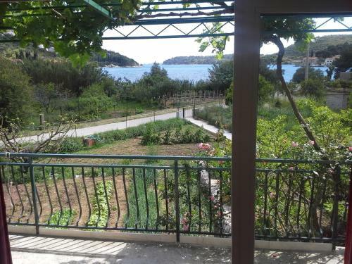 Holiday Home Garden