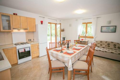 Pleasant Villa Valmonida With Pool, Sauna, Gym And Bbq