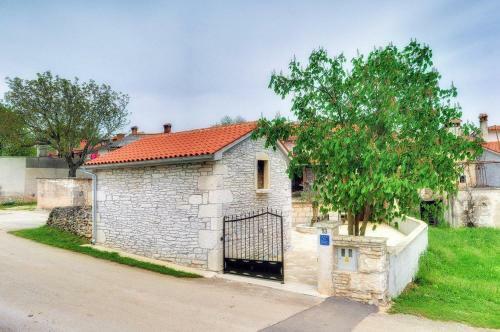 Villa Lola