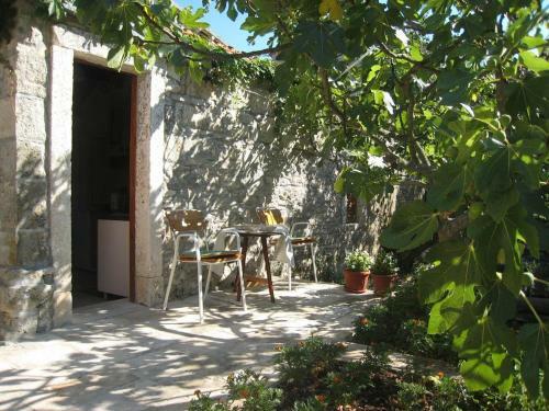 Apartments With Wifi Zrnovo (Korcula) - 16254