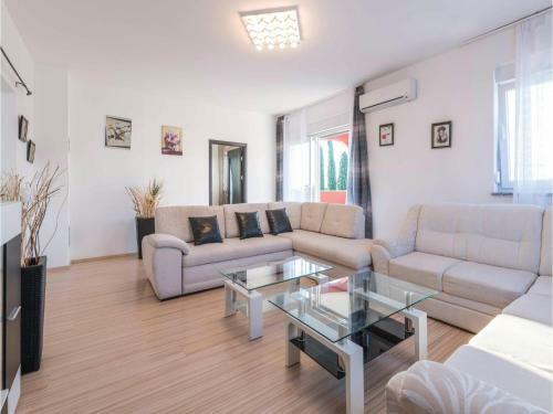 Holiday Home Pula Paduljski Put