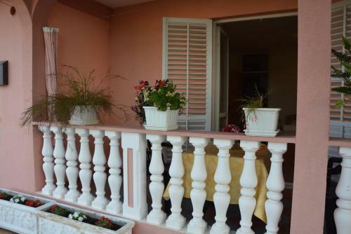 Sea View Apartments Pericic
