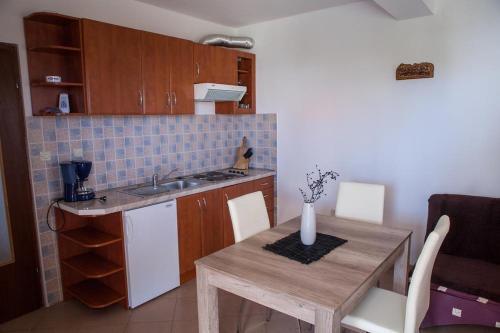 Apartment Sukosan 12313b