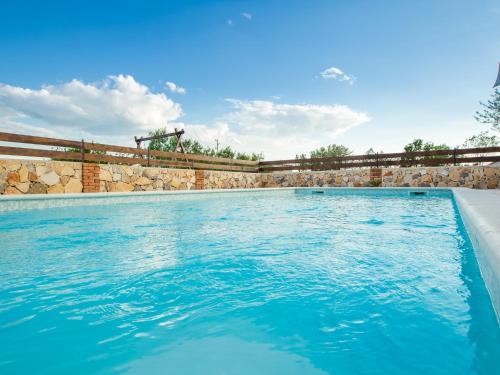 Villa Holiday Home Iva With Pool