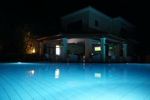 Sunrose Beach Aparthotel