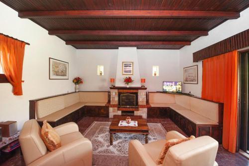 Villa Marco In Acharavi - Cfu01021-f