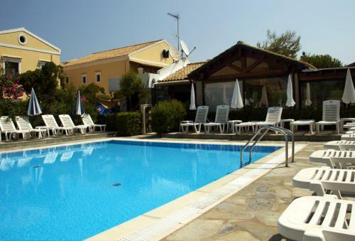 Aparthotel Nireas Studios & Aparts