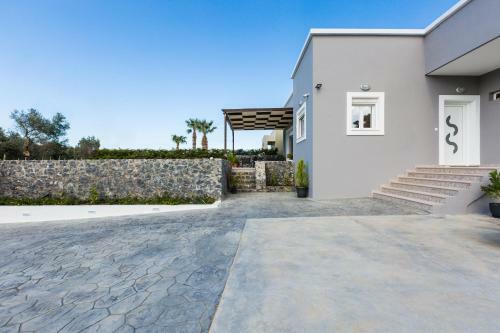 Villa Emily