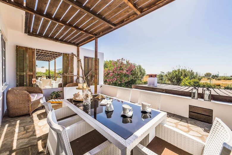 Afantou Beach Villa