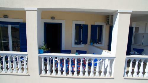 Nefeli Apartments