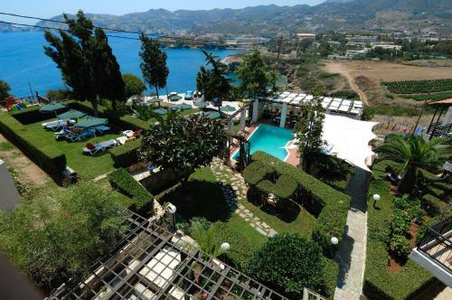 Evamare Hotel & Suites - Adults Only